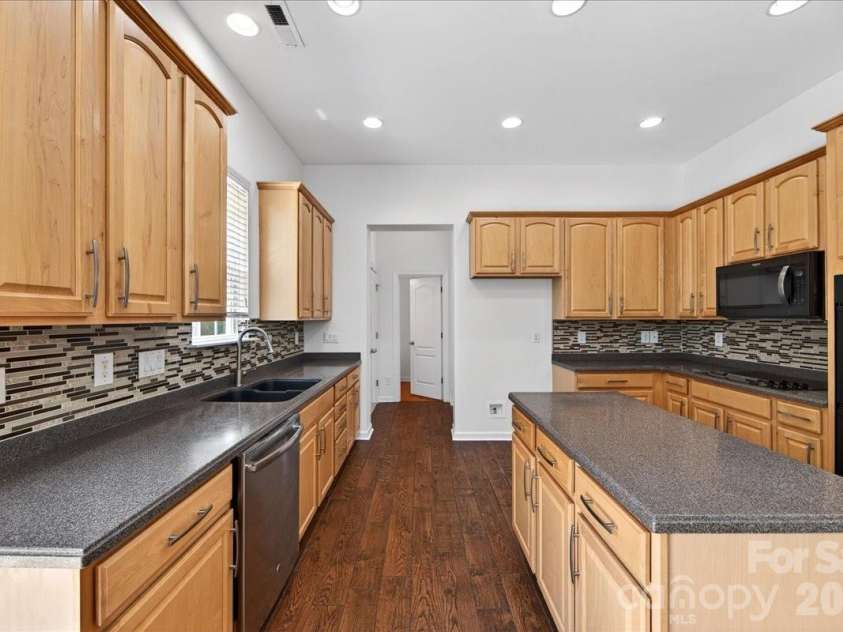 428 Ranelagh Drive, Waxhaw, NC 28173.  MLS# CAR4370707, YatesRealty ID 24103. 
