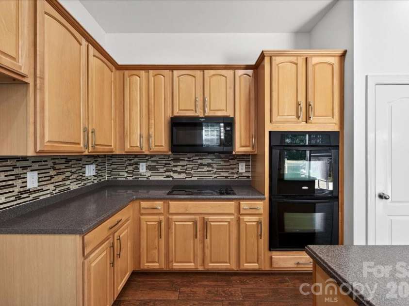 428 Ranelagh Drive, Waxhaw, NC 28173.  MLS# CAR4370707, YatesRealty ID 24103. 