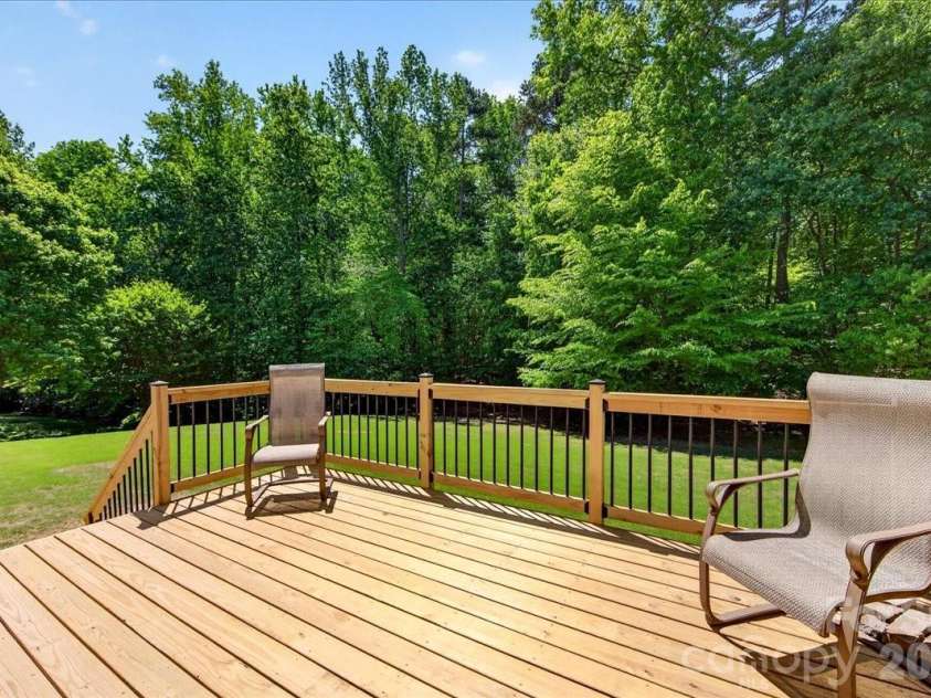 428 Ranelagh Drive, Waxhaw, NC 28173.  MLS# CAR4370707, YatesRealty ID 24103. 