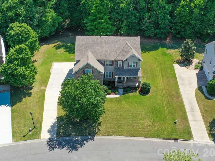 428 Ranelagh Drive, Waxhaw, NC 28173.  MLS# CAR4370707, YatesRealty ID 24103. 