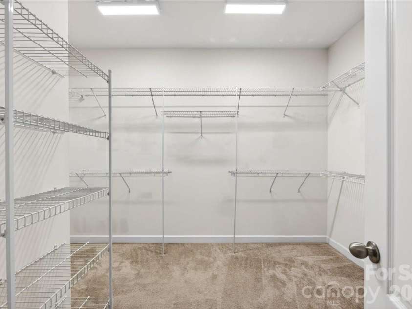 428 Ranelagh Drive, Waxhaw, NC 28173.  MLS# CAR4370707, YatesRealty ID 24103. Owner's closet