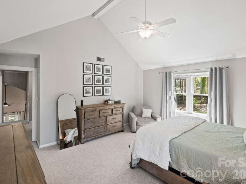 110 Steuben Drive, Huntersville, NC 28078.  MLS# CAR4362724, YatesRealty ID 24105. 