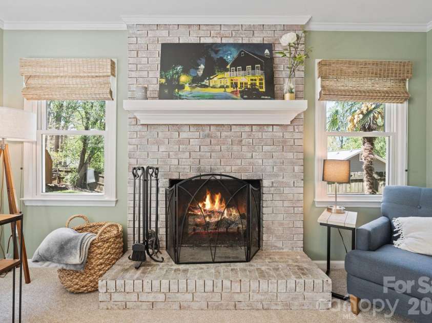 110 Steuben Drive, Huntersville, NC 28078.  MLS# CAR4362724, YatesRealty ID 24105. Brick gas log fireplace