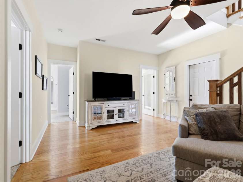 21 Sugar Maple Drive, Mills River, NC 28759.  MLS# CAR4358903, YatesRealty ID 24106. 