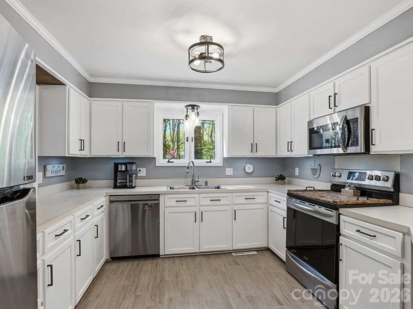 4447 Winrock Lane, Rock Hill, SC 29732.  MLS# CAR4362464, YatesRealty ID 24109. 