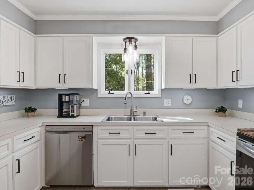 4447 Winrock Lane, Rock Hill, SC 29732.  MLS# CAR4362464, YatesRealty ID 24109. 