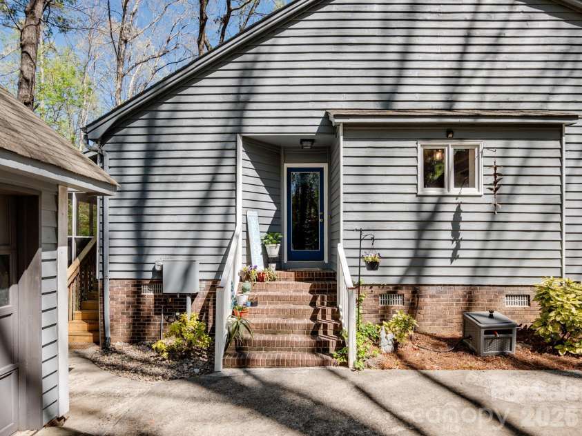 4447 Winrock Lane, Rock Hill, SC 29732.  MLS# CAR4362464, YatesRealty ID 24109. 