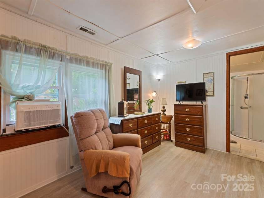 449 Little East Fork Road, Canton, NC 28716.  MLS# CAR4271464, YatesRealty ID 2411. 