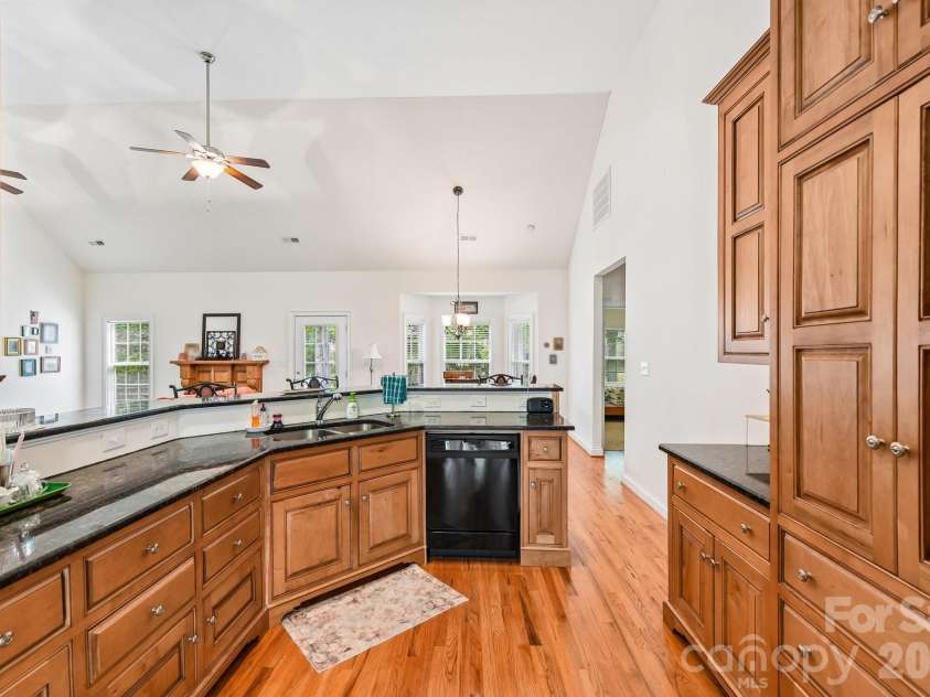 12200 Bronx Drive, Huntersville, NC 28078.  MLS# CAR4378213, YatesRealty ID 24110. 
