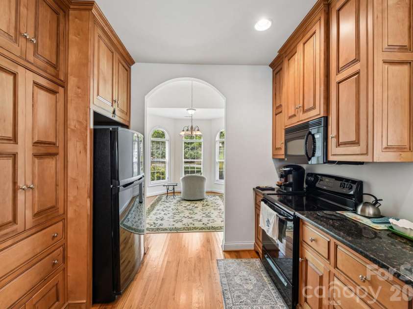 12200 Bronx Drive, Huntersville, NC 28078.  MLS# CAR4378213, YatesRealty ID 24110. 