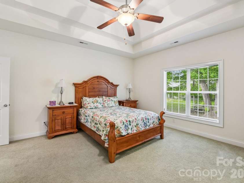 12200 Bronx Drive, Huntersville, NC 28078.  MLS# CAR4378213, YatesRealty ID 24110. 