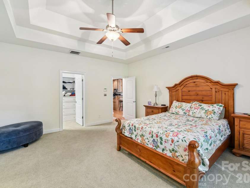 12200 Bronx Drive, Huntersville, NC 28078.  MLS# CAR4378213, YatesRealty ID 24110. 