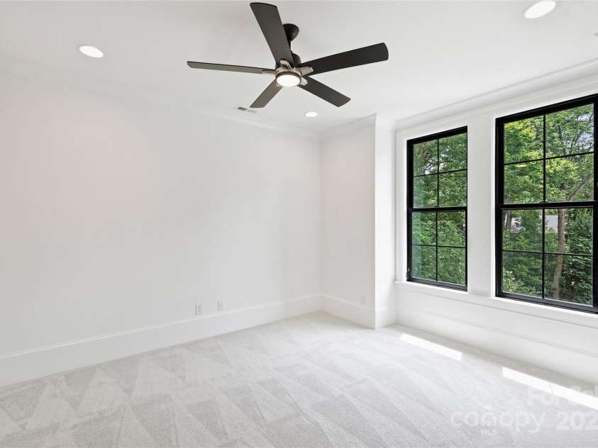 7011 Chateau Bordeaux Lane, Charlotte, NC 28270.  MLS# CAR4271961, YatesRealty ID 24111. 3rd Bedroom