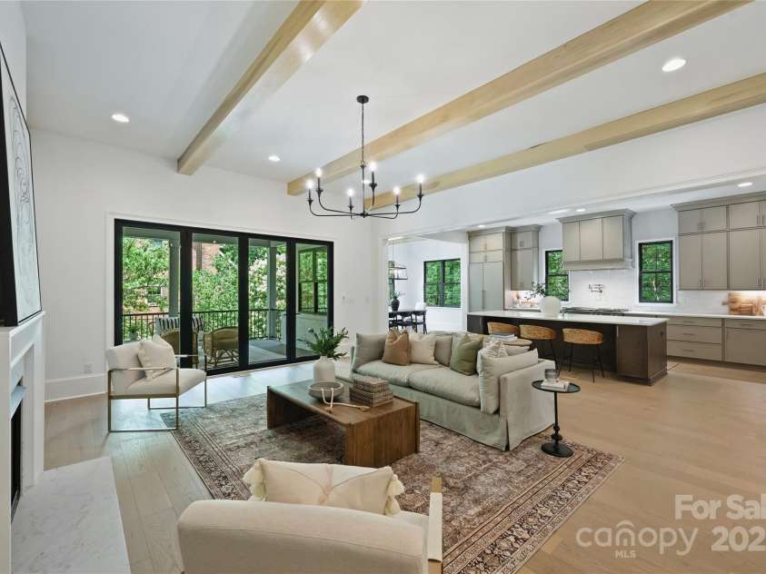7011 Chateau Bordeaux Lane, Charlotte, NC 28270.  MLS# CAR4271961, YatesRealty ID 24111. 