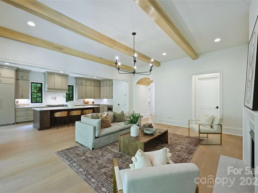 7011 Chateau Bordeaux Lane, Charlotte, NC 28270.  MLS# CAR4271961, YatesRealty ID 24111. 