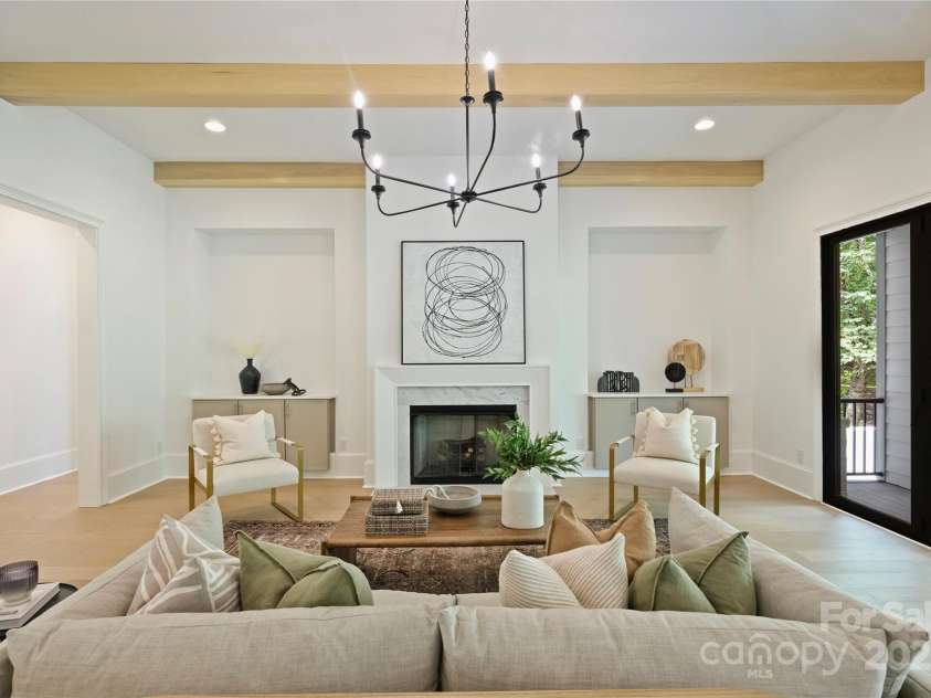 7011 Chateau Bordeaux Lane, Charlotte, NC 28270.  MLS# CAR4271961, YatesRealty ID 24111. 