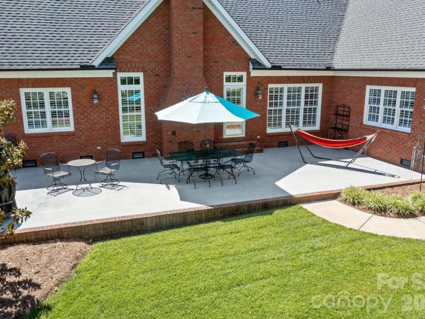 726 Tom Morris Lane, Concord, NC 28027.  MLS# CAR4382168, YatesRealty ID 24111. 