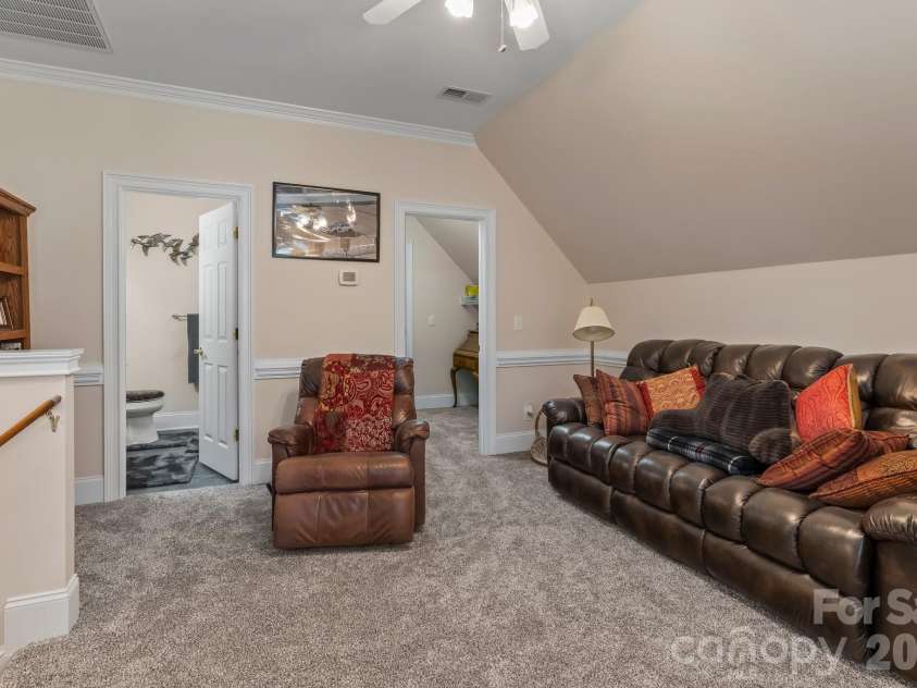 726 Tom Morris Lane, Concord, NC 28027.  MLS# CAR4382168, YatesRealty ID 24111. Upper bedroom.