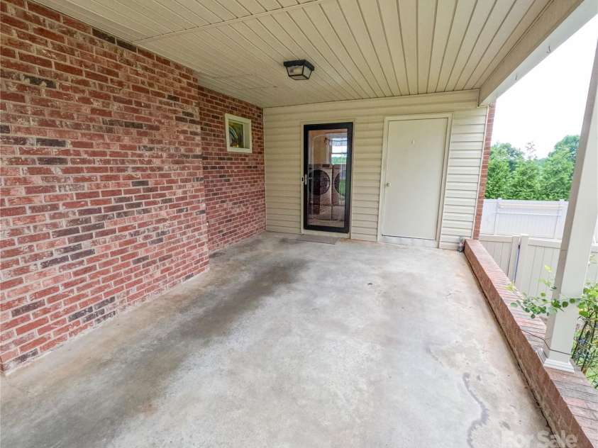 2963 Freezer Locker Road, Hudson, NC 28638.  MLS# CAR4272262, YatesRealty ID 24112. 