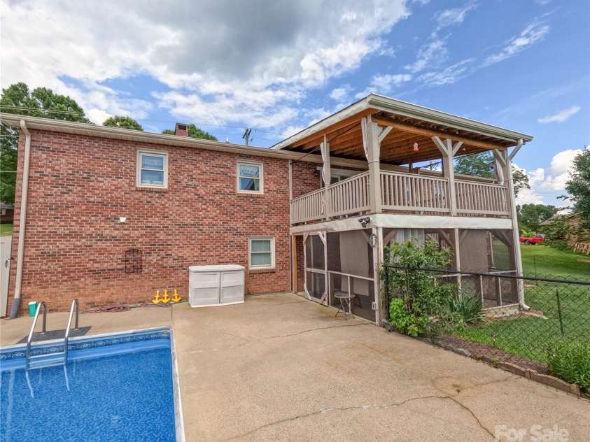 2963 Freezer Locker Road, Hudson, NC 28638.  MLS# CAR4272262, YatesRealty ID 24112. 