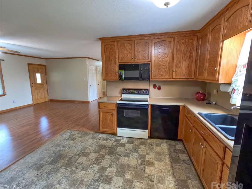 2963 Freezer Locker Road, Hudson, NC 28638.  MLS# CAR4272262, YatesRealty ID 24112. 