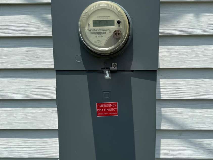 1008 Packard Avenue, Kannapolis, NC 28083.  MLS# CAR4274466, YatesRealty ID 24114. New 200 AMP Service