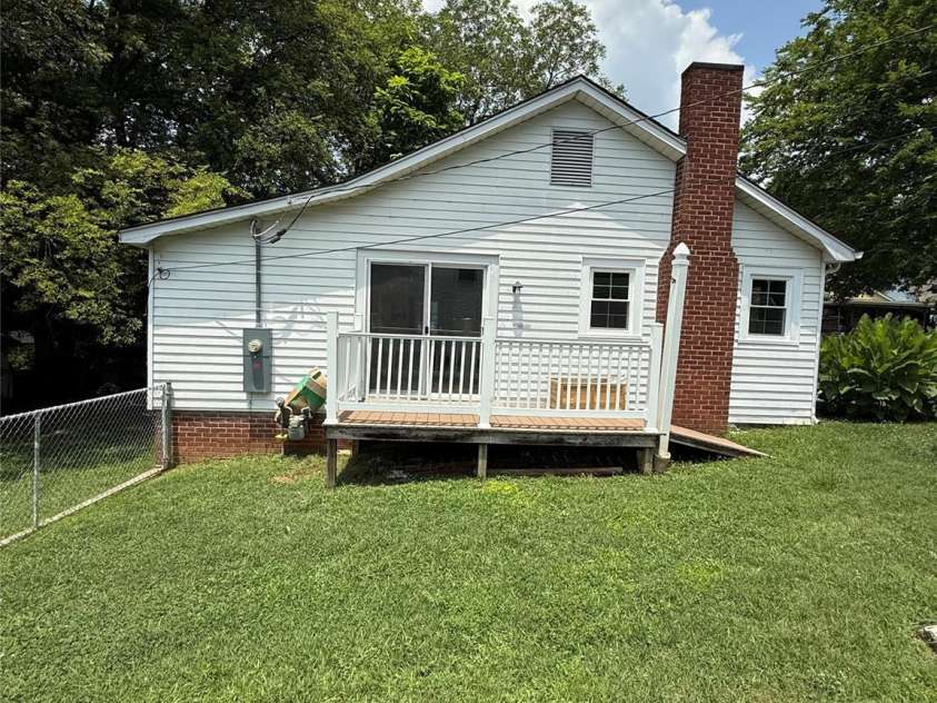 1008 Packard Avenue, Kannapolis, NC 28083.  MLS# CAR4274466, YatesRealty ID 24114. Side View