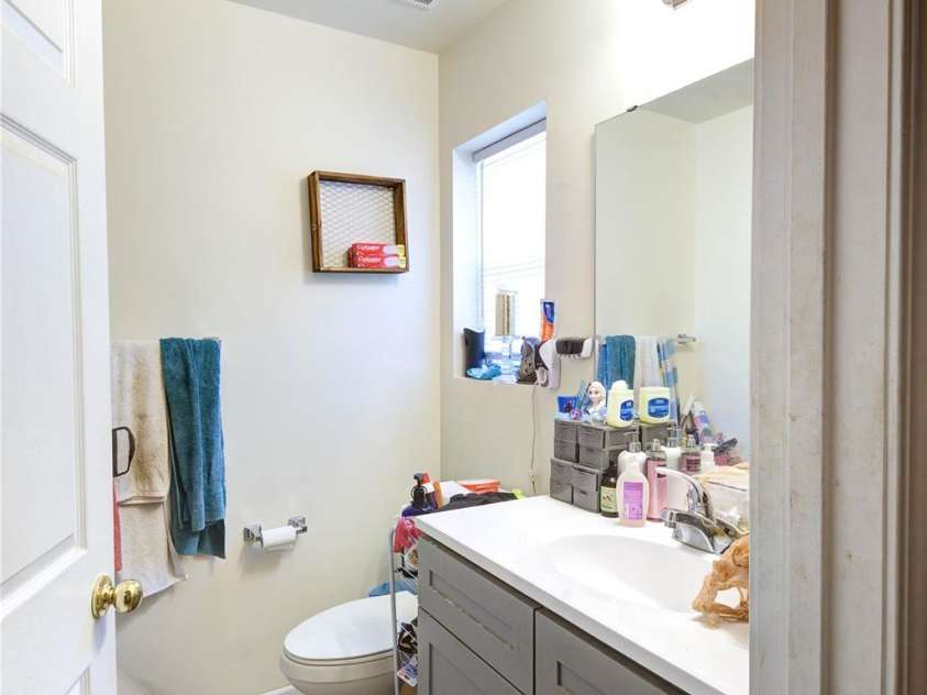 419 Academy Street, Mooresville, NC 28115.  MLS# CAR4365334, YatesRealty ID 24115. 
