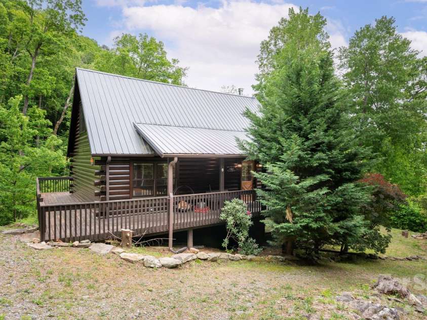 309 Doubleview Drive, Union Mills, NC 28167.  MLS# CAR4368235, YatesRealty ID 24116. 