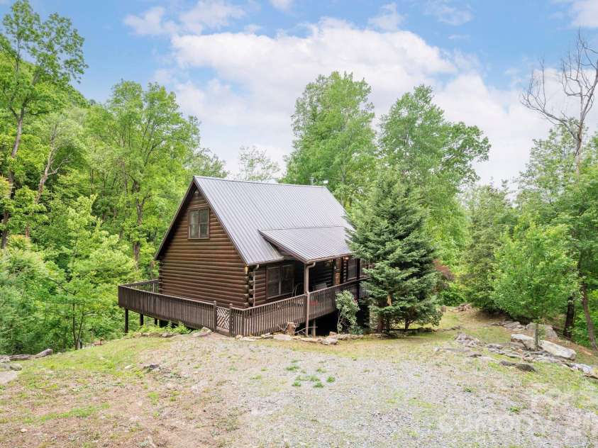309 Doubleview Drive, Union Mills, NC 28167.  MLS# CAR4368235, YatesRealty ID 24116. 