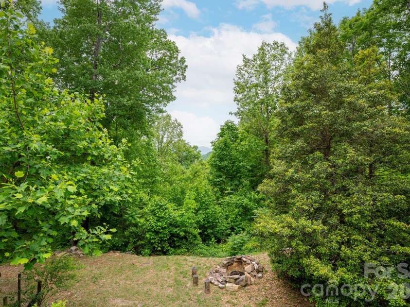 309 Doubleview Drive, Union Mills, NC 28167.  MLS# CAR4368235, YatesRealty ID 24116. 