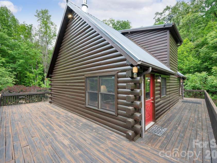 309 Doubleview Drive, Union Mills, NC 28167.  MLS# CAR4368235, YatesRealty ID 24116. 