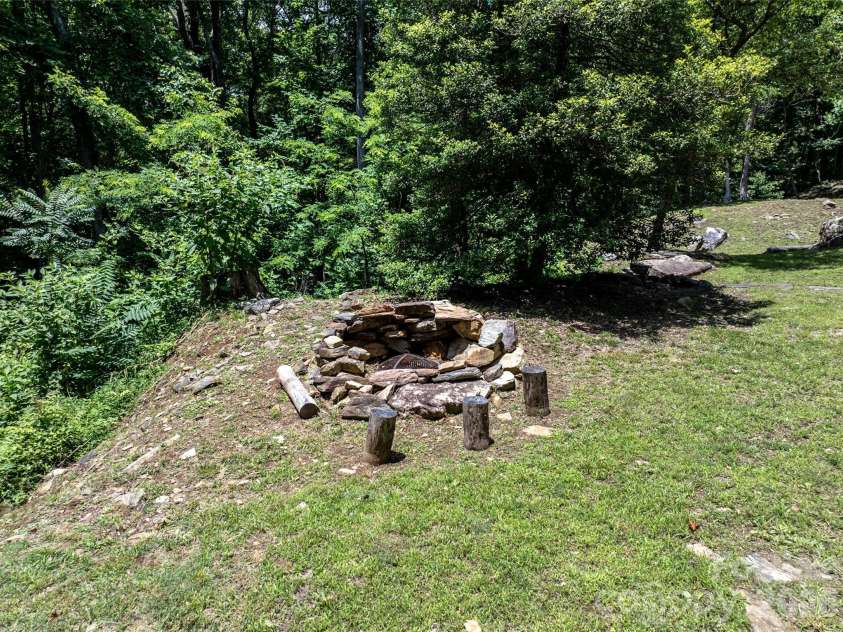 309 Doubleview Drive, Union Mills, NC 28167.  MLS# CAR4368235, YatesRealty ID 24116. 