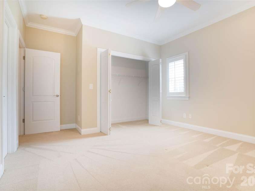 167 Spring Forest Drive, Statesville, NC 28625.  MLS# CAR4363873, YatesRealty ID 24117. 
