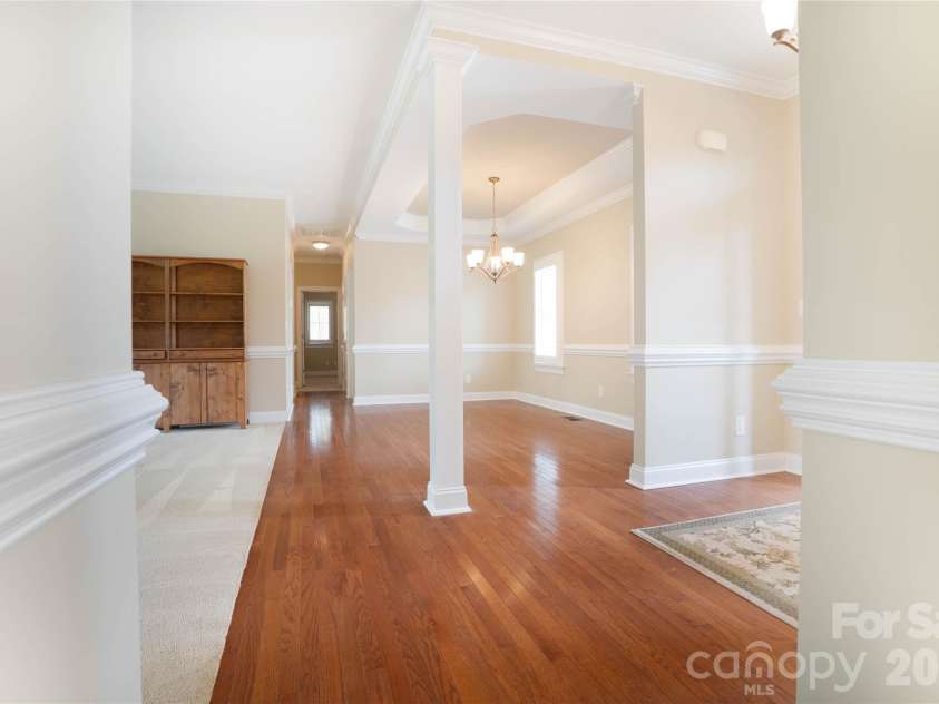 167 Spring Forest Drive, Statesville, NC 28625.  MLS# CAR4363873, YatesRealty ID 24117. 