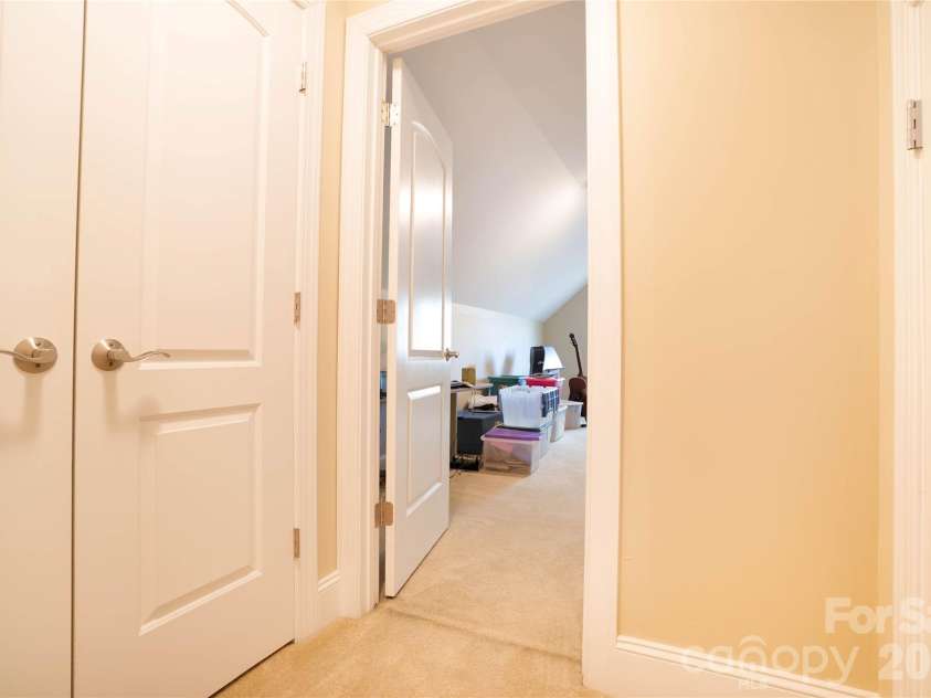 167 Spring Forest Drive, Statesville, NC 28625.  MLS# CAR4363873, YatesRealty ID 24117. 