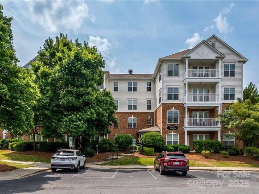 11530 Costigan Lane, Charlotte, NC 28277.  MLS# CAR4260872, YatesRealty ID 24118. 