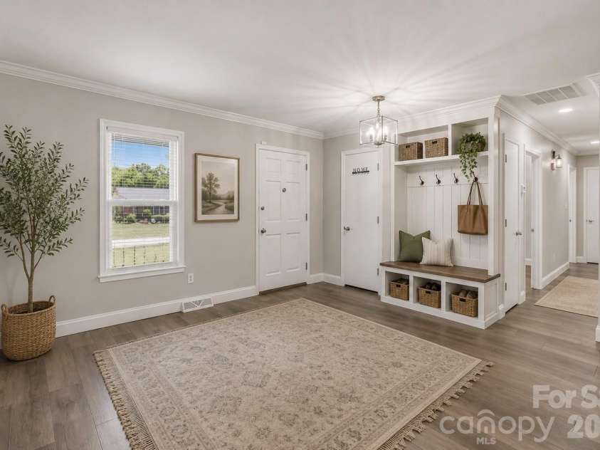 1542 Fieldcrest Circle, Rock Hill, SC 29732.  MLS# CAR4380785, YatesRealty ID 24118. Virtually Staged Entryway