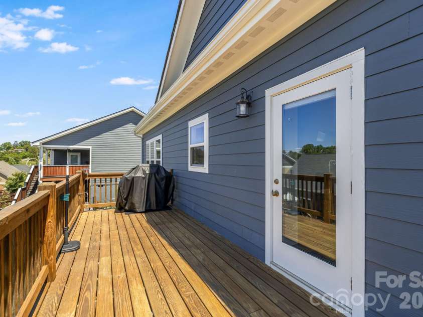 215 Oak Meadow Lane, Asheville, NC 28804.  MLS# CAR4382022, YatesRealty ID 24119. Back Deck with Natural Gas Grill