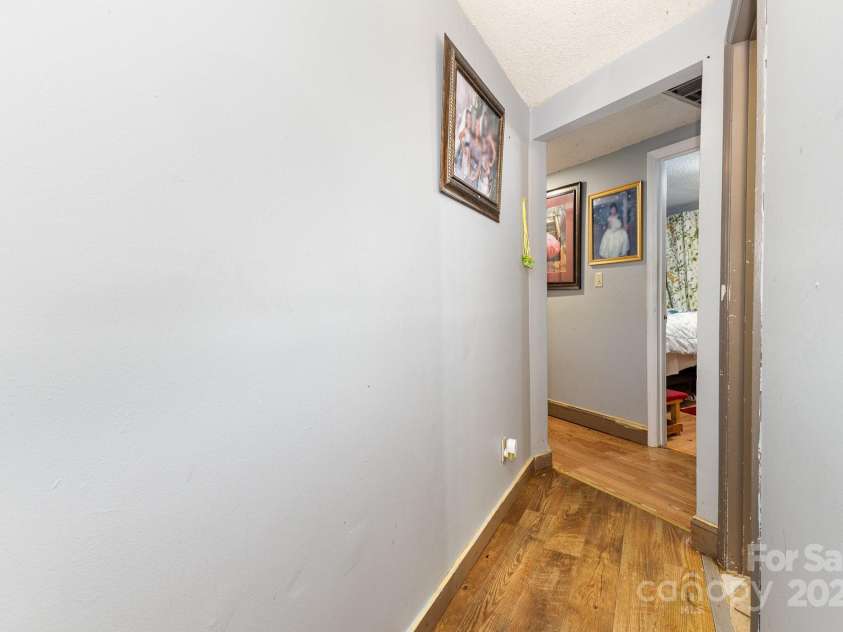 8301 Pine Oak Road, Waxhaw, NC 28173.  MLS# CAR4273608, YatesRealty ID 24119. 