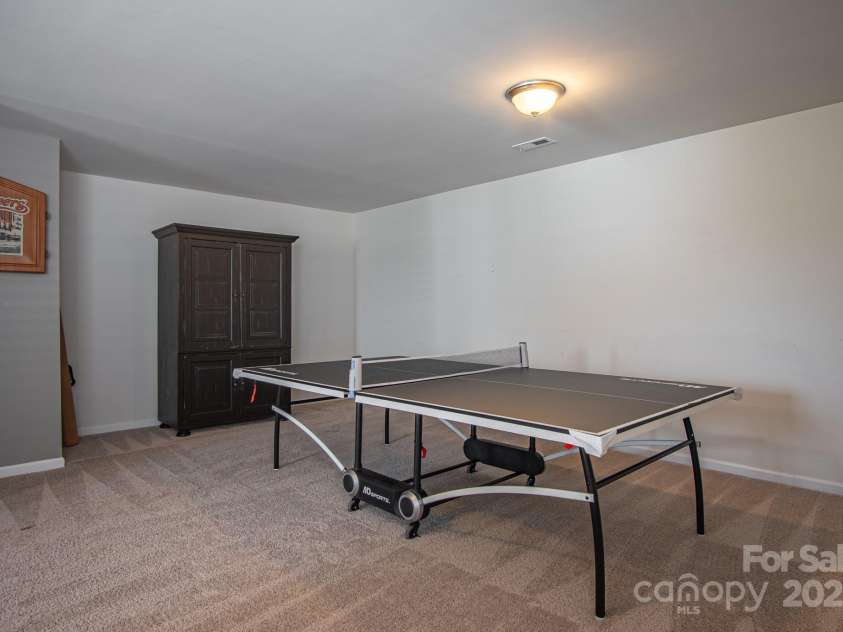 2010 Saddlebred Drive, Iron Station, NC 28080.  MLS# CAR4237451, YatesRealty ID 2412. 