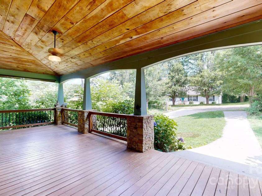 6 Sunrise Valley, Leicester, NC 28748.  MLS# CAR4283211, YatesRealty ID 2412. Covered Front Porch
