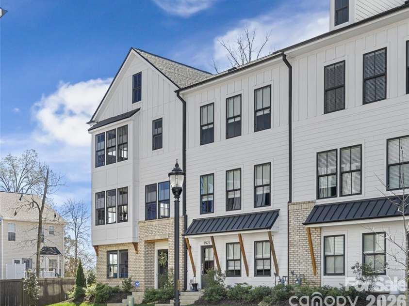 11921 Fiddlers Roof Lane, Charlotte, NC 28277.  MLS# CAR4354160, YatesRealty ID 24120. 