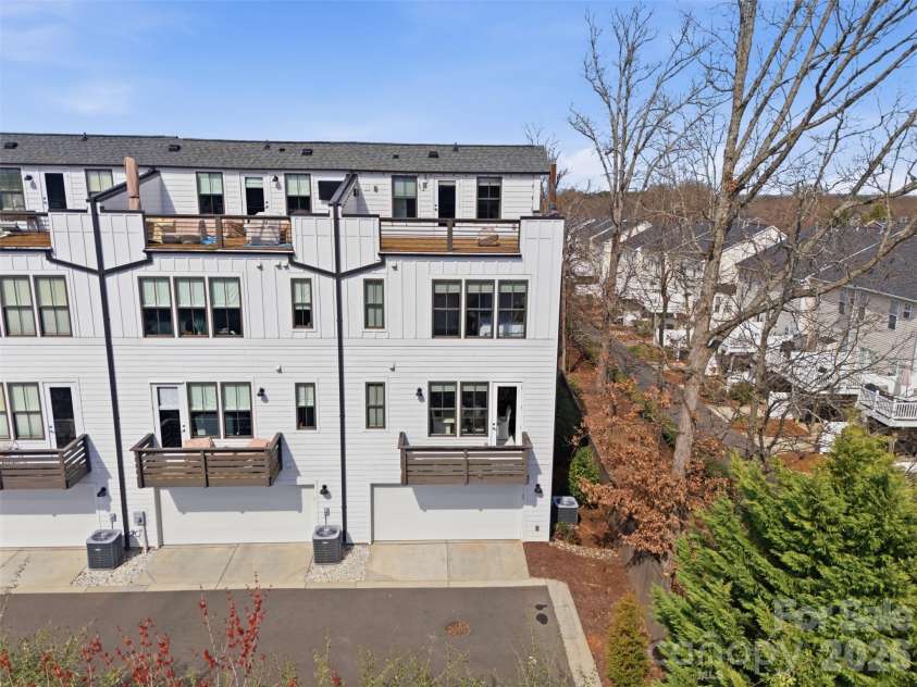 11921 Fiddlers Roof Lane, Charlotte, NC 28277.  MLS# CAR4354160, YatesRealty ID 24120. 