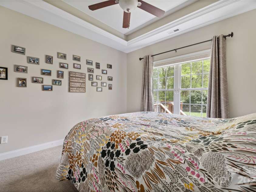 233 Highland Forest Drive, Clover, SC 29710.  MLS# CAR4302111, YatesRealty ID 24120. 