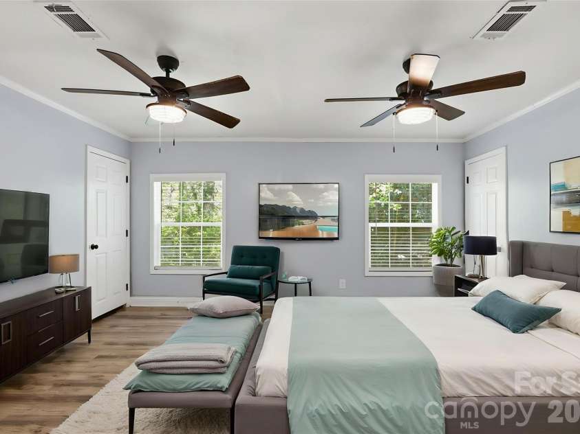 116 Springdale Drive, York, SC 29745.  MLS# CAR4362266, YatesRealty ID 24121. 