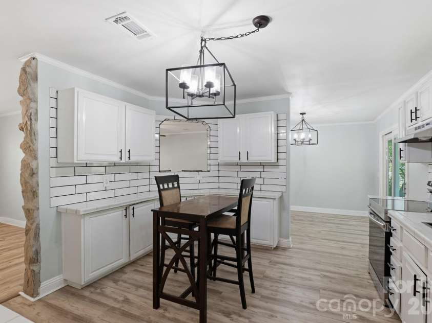 116 Springdale Drive, York, SC 29745.  MLS# CAR4362266, YatesRealty ID 24121. 