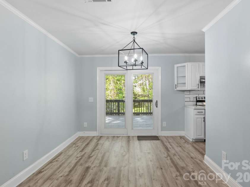 116 Springdale Drive, York, SC 29745.  MLS# CAR4362266, YatesRealty ID 24121. 