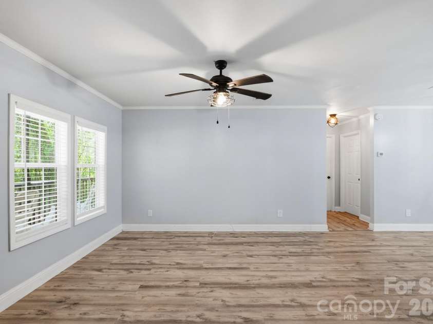 116 Springdale Drive, York, SC 29745.  MLS# CAR4362266, YatesRealty ID 24121. 
