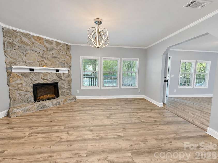 116 Springdale Drive, York, SC 29745.  MLS# CAR4435633, YatesRealty ID 24121. 